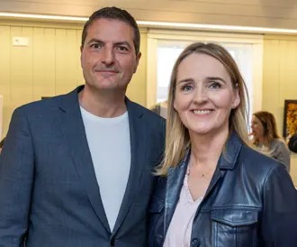 458445352 439502429113276 3032507754218163437 N