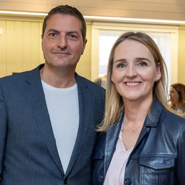 458445352 439502429113276 3032507754218163437 N