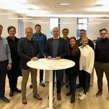 Krossmoar Undirritun Hopmynd