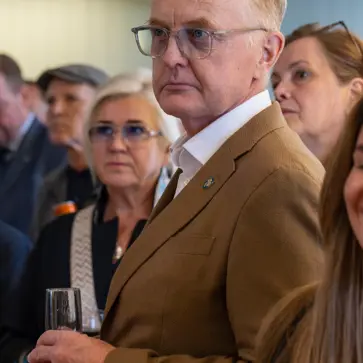 458516183 439500055780180 4765051738914116282 N