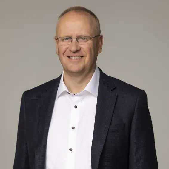 Hsorka Finnur Bk212811 (1)